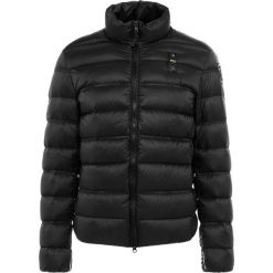 Blauer GIUBBINI CORTI Kurtka puchowa black. Czarne kurtki męskie marki Blauer, na zimę, xl, bez wzorów, z materiału. Za 939,00 zł.