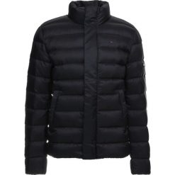 Tommy Jeans LIGHT Kurtka puchowa black. Czarne kurtki męskie bomber Tommy Jeans, m, z jeansu. Za 799,00 zł.
