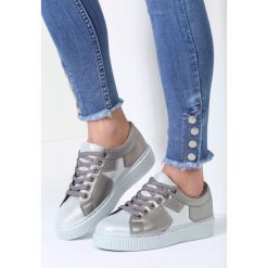 Szare Creepersy Lalasu. Szare półbuty damskie marki Inny, bez wzorów, ze skóry, bez obcasa, na platformie, na sznurówki. Za 59,99 zł.