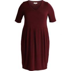 Sukienki: Zalando Essentials Curvy Sukienka z dżerseju winetasting