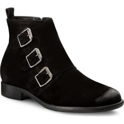 Botki TAMARIS - 1-25082-29 Black 001. Czarne botki damskie skórzane marki Tamaris, na obcasie. W wyprzedaży za 169,00 zł.