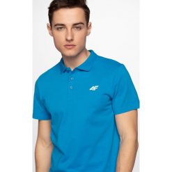 Koszulka polo męska TSM307 - niebieski. Niebieskie koszulki męskie 4f, m, bez wzorów, z bawełny, polo, bez rękawów. Za 69,99 zł.