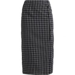 Fashion Union STAMOS Spódnica ołówkowa black. Czarne bez kategorii marki Fashion Union, z poliesteru, ołówkowe. W wyprzedaży za 152,10 zł.