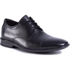 Półbuty CLARKS - Bensley Cap 261477137 Black Leather. Czarne buty wizytowe męskie Clarks, ze skóry, bez zapięcia. W wyprzedaży za 299,00 zł.