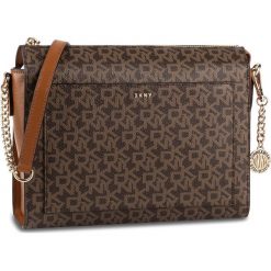 Torebka DKNY - R74EJ005 Moch Lg/Drftwd 5ND. Pomarańczowe listonoszki damskie DKNY, bez wzorów, ze skóry ekologicznej, bez dodatków. W wyprzedaży za 529,00 zł.