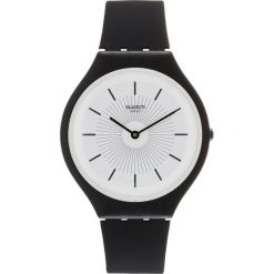 Swatch SKINNOIR Zegarek black. Czarne, analogowe zegarki damskie marki Swatch. Za 430,00 zł.
