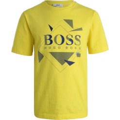 T-shirty chłopięce: BOSS Kidswear KURZARM GRAFISCH Tshirt z nadrukiem gelb
