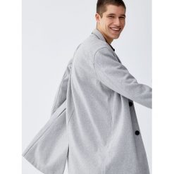 Klasyczny szary płaszcz. Szare płaszcze na zamek męskie Pull&Bear, m, klasyczne. Za 299,00 zł.