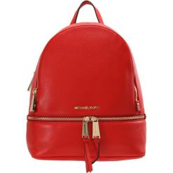 Plecaki damskie: MICHAEL Michael Kors RHEA ZIP BACKPACK Plecak bright red