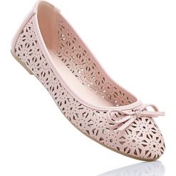 Baleriny w 2 szerokościach bonprix jasnoróżowy. Różowe baleriny damskie bonprix, bez wzorów, bez obcasa. Za 34,99 zł.