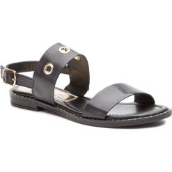 Sandały LASOCKI - WI23-FOXI-01 Black. Czarne klapki damskie Lasocki, z aplikacjami, ze skóry ekologicznej, bez obcasa, na obcasie. Za 119,99 zł.