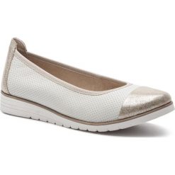Półbuty LASOCKI - OCE-BENITA-02P White. Brązowe półbuty damskie Lasocki, na co dzień, bez wzorów, ze skóry, bez obcasa, na płaskiej podeszwie, bez zapięcia. Za 129,99 zł.