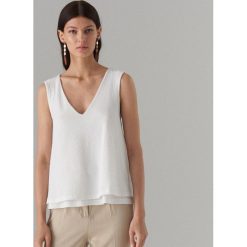Top oversize - Kremowy. Białe topy damskie Mohito, s, bez wzorów, bez kołnierzyka. W wyprzedaży za 29,99 zł.