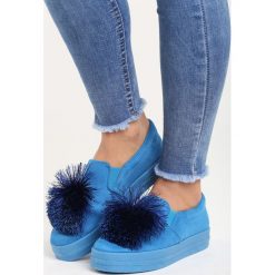 Niebieskie Slip On Tassel. Niebieskie tenisówki damskie Born2be, z materiału. Za 49,99 zł.