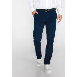 Scotch & Soda Stuart Spodnie Niebieski. Niebieskie spodnie męskie Scotch & Soda, w paski, z elastanu. Za 404,95 zł.