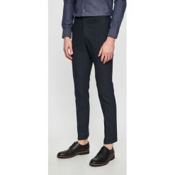 Selected - Spodnie. Niebieskie spodnie męskie Selected, z haftami, z elastanu, eleganckie. W wyprzedaży za 269,90 zł.