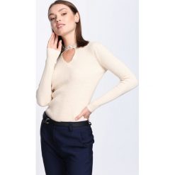 Swetry klasyczne damskie: Beżowy Sweter I Like It!