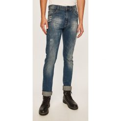 Desigual - Jeansy Agustin. Niebieskie jeansy męskie Desigual, bez wzorów. W wyprzedaży za 239,90 zł.