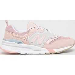 New Balance - Buty CW997HKC. Różowe buty sportowe damskie New Balance, bez wzorów, ze skóry, sportowe. W wyprzedaży za 329,90 zł.