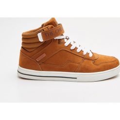 Wysokie sneakersy - Żółty. Żółte sneakersy damskie Cropp, bez zapięcia. Za 159,99 zł.