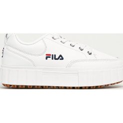 Fila - Buty Sandblast L. Czarne buty sportowe damskie Fila, z gumy. Za 389,90 zł.
