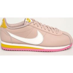 Nike Sportswear - Buty skórzane Classic Cortez. Brązowe buty sportowe damskie Nike Sportswear, bez wzorów, ze skóry, sportowe. Za 369,90 zł.