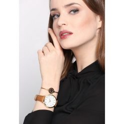 Złota Bransoletka Steadiness. Żółte bransoletki damskie Born2be, z cyrkonią, złote. Za 24,99 zł.