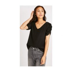 Bluzka damska. Bluzki damskie Promod, bez wzorów, z jeansu, eleganckie, z klasycznym kołnierzykiem, z krótkim rękawem. Za 119,90 zł.