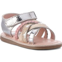 Sandały GIOSEPPO - Molly 38731-47 Silver/Pink. Szare sandały dziewczęce marki Gioseppo, ze skóry, bez zapięcia. W wyprzedaży za 109,00 zł.