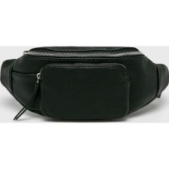 Pieces - Nerka. Czarne nerki damskie marki Pieces, w paski, z poliesteru, casualowe, bez dodatków. Za 129,90 zł.