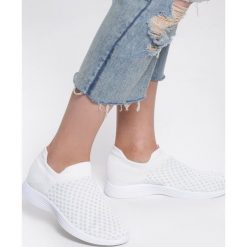 Białe Buty Sportowe Repertoire. Białe buty sportowe damskie Renee, bez wzorów, sportowe. Za 69,99 zł.