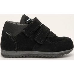 Mrugała - Buty dziecięce. Czarne trampki chłopięce Mrugała, bez wzorów, ze skóry, sportowe, bez zapięcia. W wyprzedaży za 139,90 zł.