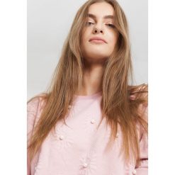 Różowa Bluza White Pearl. Czarne bluzy sportowe damskie marki other, l. Za 49,99 zł.
