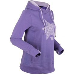 Bluza bawełniana z kapturem i nadrukiem w gwiazdy, długi rękaw bonprix hiacyntowy lila. Fioletowe bluzy damskie bonprix, z nadrukiem, z bawełny, z długim rękawem, długie, z kapturem. Za 59,99 zł.