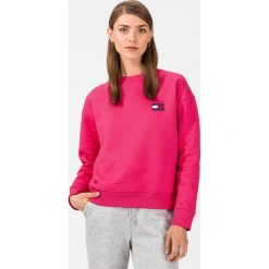 Tommy Jeans Bluza Różowy. Różowe bluzy damskie Tommy Jeans, xs, z haftami, z bawełny, bez rękawów, bez kaptura. Za 428,95 zł.