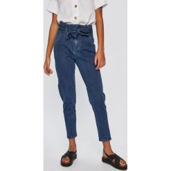 Medicine - Jeansy Sensual Preppy. Niebieskie jeansy damskie MEDICINE, bez wzorów, z elastanu, z podwyższonym stanem. Za 139,90 zł.