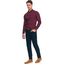 Koszula taliowana wzorzysta. Czerwone koszule męskie Top Secret, na zimę, m, bez wzorów, z tkaniny, eleganckie, bez kołnierzyka, z długim rękawem. Za 99,99 zł.