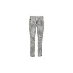 Spodnie z pięcioma kieszeniami G-Star Raw 5622 3D MID BOYFRIEND. Białe spodnie damskie marki G-Star RAW. Za 423,20 zł.