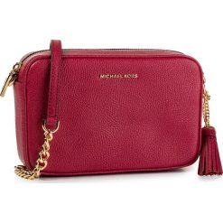Torebka MICHAEL MICHAEL KORS - Crossbodies 32F7GGNM8L Berry. Czerwone listonoszki damskie MICHAEL Michael Kors, na co dzień, bez wzorów, ze skóry, eleganckie, bez dodatków. Za 839,00 zł.
