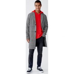Sweter z fantazyjnym kapturem. Czarne swetry klasyczne męskie marki Pull&Bear, m. Za 89,90 zł.