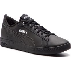 Sneakersy PUMA - Smash Wns v2 L 365208 03 Puma Black/Puma Black. Czarne półbuty damskie Puma, ze skóry ekologicznej. W wyprzedaży za 149,99 zł.