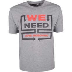 Love Moschino T-shirt. T-shirty męskie Love Moschino, z aplikacjami, z bawełny, z okrągłym kołnierzem. Za 199,00 zł.