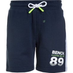 Bench BRANDED Spodnie treningowe dark navy blue. Niebieskie jeansy chłopięce Bench. Za 129,00 zł.