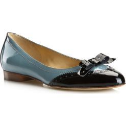 Buty damskie. Niebieskie baleriny damskie Wittchen, bez wzorów, ze skóry, eleganckie, bez obcasa. W wyprzedaży za 299,90 zł.
