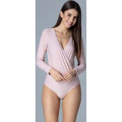 Różowe Eleganckie Body z Kopertowym Dekoltem. Różowe podkoszulki damskie Molly.pl, s, bez wzorów, eleganckie, bez kołnierzyka, z długim rękawem. Za 125,90 zł.