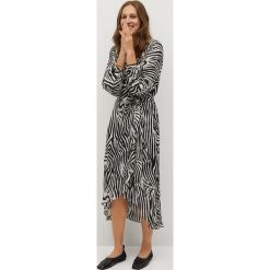 Mango - Sukienka Zebra. Czarne sukienki damskie Mango, na co dzień, s, bez wzorów, z poliesteru, casualowe, bez kołnierzyka, z długim rękawem, długie, maxi, rozkloszowane. Za 299,99 zł.