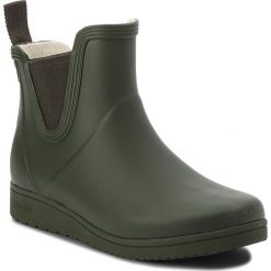 Kalosze TRETORN - Charlie 473241 Forest Green 67. Zielone kalosze damskie Tretorn, bez wzorów, z tworzywa sztucznego. W wyprzedaży za 239,00 zł.
