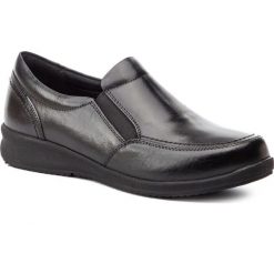 Półbuty GO SOFT WI23-ENYA-02. Półbuty damskie GO SOFT, bez wzorów, bez obcasa, bez zapięcia. Za 159,99 zł.