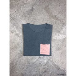 Gshirt pocket (steel flamingo). Szare bluzki damskie Pakamera, bez wzorów, bez kołnierzyka, bez rękawów. Za 79,00 zł.