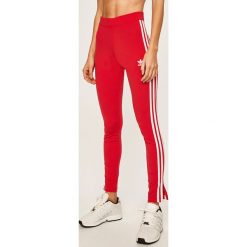 Adidas Originals - Legginsy. Różowe spodnie damskie adidas Originals, bez wzorów, z elastanu. Za 139,90 zł.